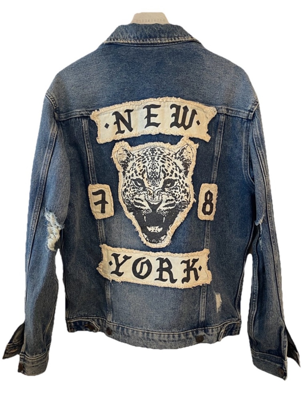 H&M Denim Jacket Mens Small Distressed Ripped New York Leopard Patches Blue